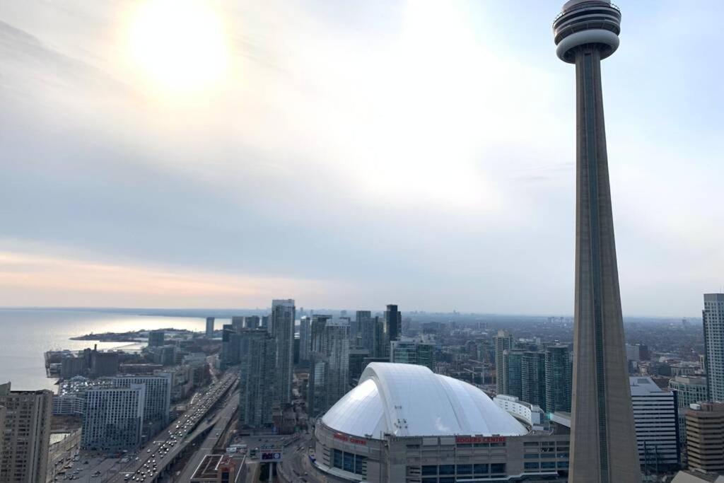 Apartamento Magnificient View Next Cn Tower/Rogers/Union/Mtcc Toronto Exterior foto